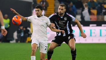 Udinese, son dakikada Lazio'dan puan� ald�