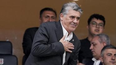 Serdal Adal�'dan, BJK-Kabata� Vakf� Okullar�'na ziyaret