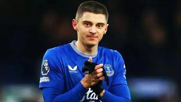 Galatasaray'da rota �ngiltere! G�ndemdeki isim Mykolenko