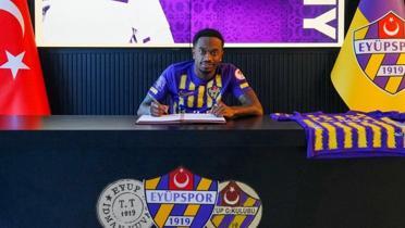 Ey�pspor bir transferi daha resmen a��klad�!