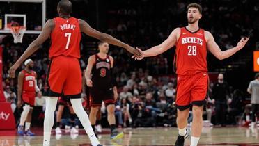 Alperen �eng�n double double yapt�! Rockets kazand�