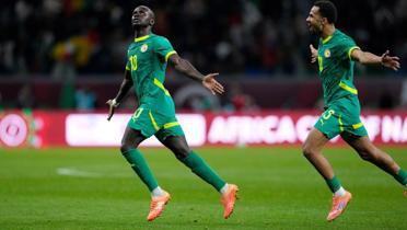 Senegal finalde! Afrika Kupas�'nda M�s�r'� elediler