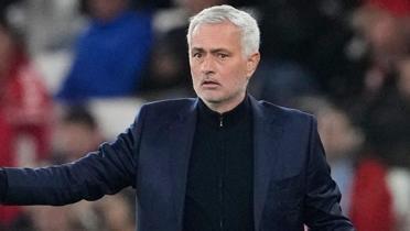 Jose Mourinho alay konusu oldu! Daha ocak ay�nda havlu att�