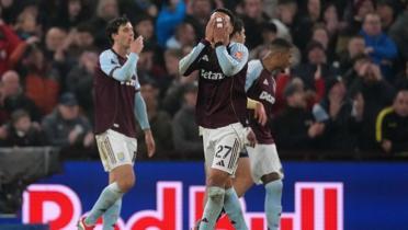 Aston Villa ligde kritik bir kay�p ya�ad�