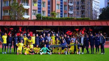 18 goll� tarihi galibiyet! Fenerbah�e evinde �ov yapt�