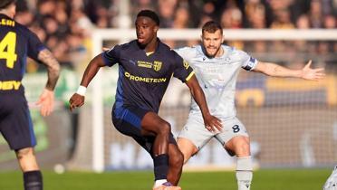 Aslan'da favori Mandela Keita