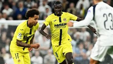 Pape Gueye Cim-Bom'a yak�n