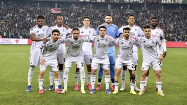 Yasin �zcan Be�ikta�'ta ilk ma��na ��kt�