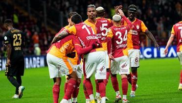 Galatasaray, Rize deplasman�nda! ��te muhtemel 11'ler...