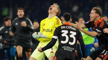 Como, Napoli'yi kupan�n d���na itti