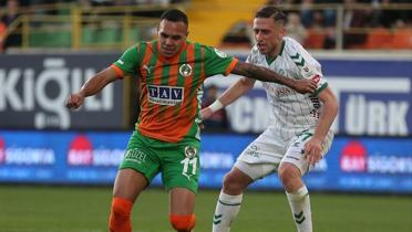 Alanyaspor, evinde Konya'y� 2 golle ge�ti