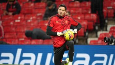 Yine yeniden Altay Bay�nd�r