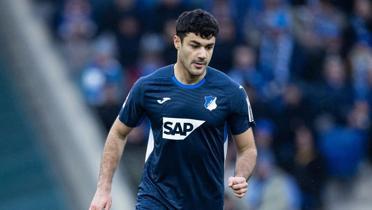 Ozan Kabak yeniden Avrupa'n�n radar�nda