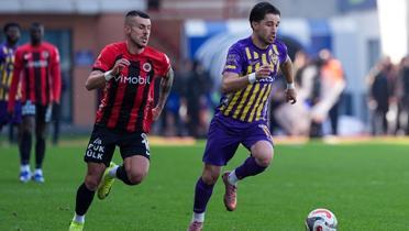 Ey�pspor, Gen�lerbirli�i'ni tek golle y�kt�