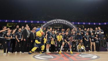 TBF Ba�kan� Hidayet T�rko�lu'dan Fenerbah�e Beko'ya tebrik