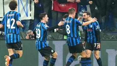 Atalanta'dan tarihi d�n��! Dortmund'u son dakikada y�kt�