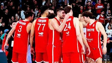 12 Dev Adam 3'te 3 hedefiyle S�rbistan deplasman�nda