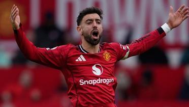 Manchester United, Crystal Palace engelini y�ld�zlar�yla ge�ti