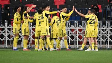 Fener karanl��� ayd�nlatt�