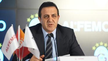 Abdullah Kavukcu'dan Serdal Adal� s�zleri! �Al��kanl�k haline getirdi�