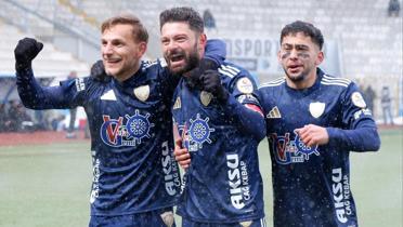 Erzurumspor FK 12 haftada 12 galibiyet ald�: S�per Lig yolu a��ld�