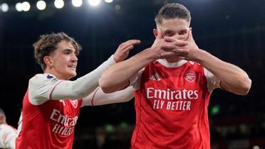 Arsenal, Everton kar��s�nda hata yapmad�