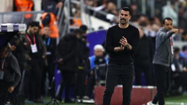 Volkan Demirel'den Be�ikta� ma�� sonras� k�rm�z� kart tepkisi!