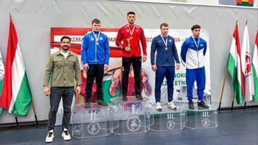 20 Ya� Alt� Grekoromen G�re� Milli Tak�m� �ampiyon oldu