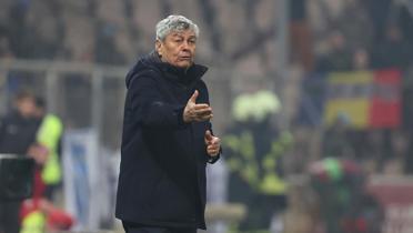 Mircea Lucescu'dan �Rahats�zl�k' takti�i
