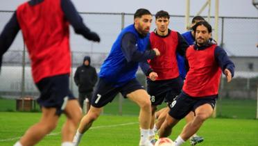 �ran Milli Tak�m�, Antalya'da haz�rl�klar�n� s�rd�r�yor