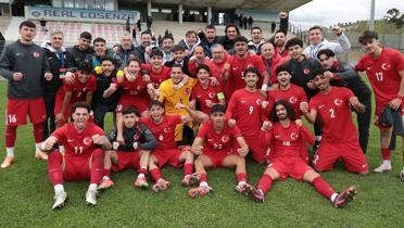 Gen� milliler, Macaristan engelini 3 golle ge�ti