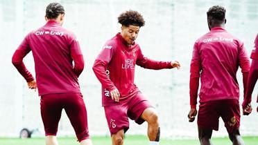 G�ztepe ma�� �ncesi Galatasaray'a m�jde! Gabriel Sara antrenmanda yer ald�