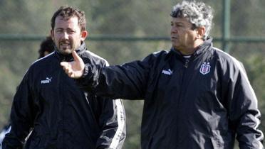 Serdal Adal� ve Sergen Yal��n'dan Mircea Lucescu i�in ba�sa�l��� mesaj�