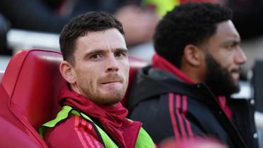 Liverpool'da bir d�nem kapan�yor! Andrew Robertson...