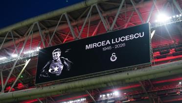 Galatasaray, eski hocas� Mircea Lucescu'yu and�
