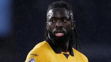 Rota Premier Lig'e �evrildi! Fenerbah�e'ye Nijeryal� golc�