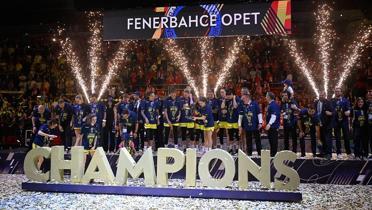 Fenerbah�e Avrupa �ampiyonu! Finalde Galatasaray'� ma�lup etti