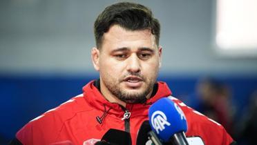 R�za Kayaalp: Rekora bir ad�m kald�!