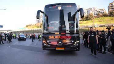 Galatasaray, dev derbi �ncesi RAMS Park'a geldi