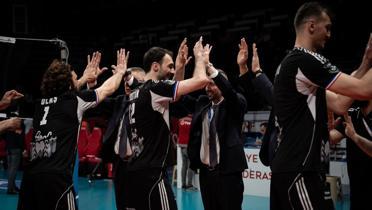Halkbank sezonu 3'nc� tamamlad�!