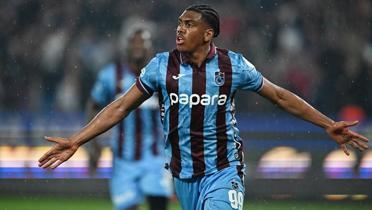 Trabzonspor'un deplasman golc�s� Felipe Augusto