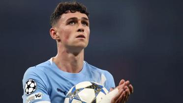 Manchester City, Phil Foden ile s�zle�me uzat�yor