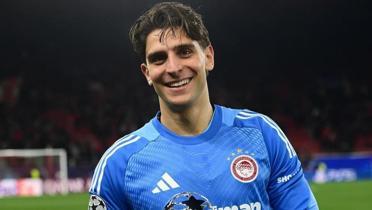 Fenerbah�e'ye Yunan kaleci! Teklifi duyurdular