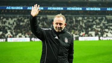 Yal��n gitti yabanc� yolda