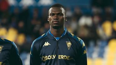 Be�ikta�'a 23'l�k stoper: Kevin Boma
