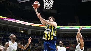 Fenerbah�e Beko, Erokspor'a kar�� avantaj� yakalad�