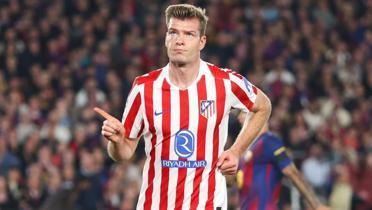 Fenerbah�e ile an�l�yordu! Alexander S�rloth'a dev talip