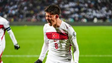 2 Ballon D'Or aday�na kar�� oynayaca��z