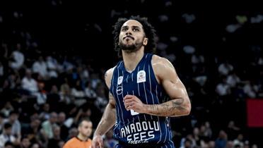 Anadolu Efes'te Larkin ile yollar ayr�ld�