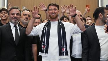 Be�ikta�'�n yeni transferi! Salih �zcan �stanbul'da